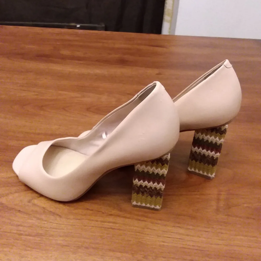 Katy Perry shoes - Picture 3 of 11
